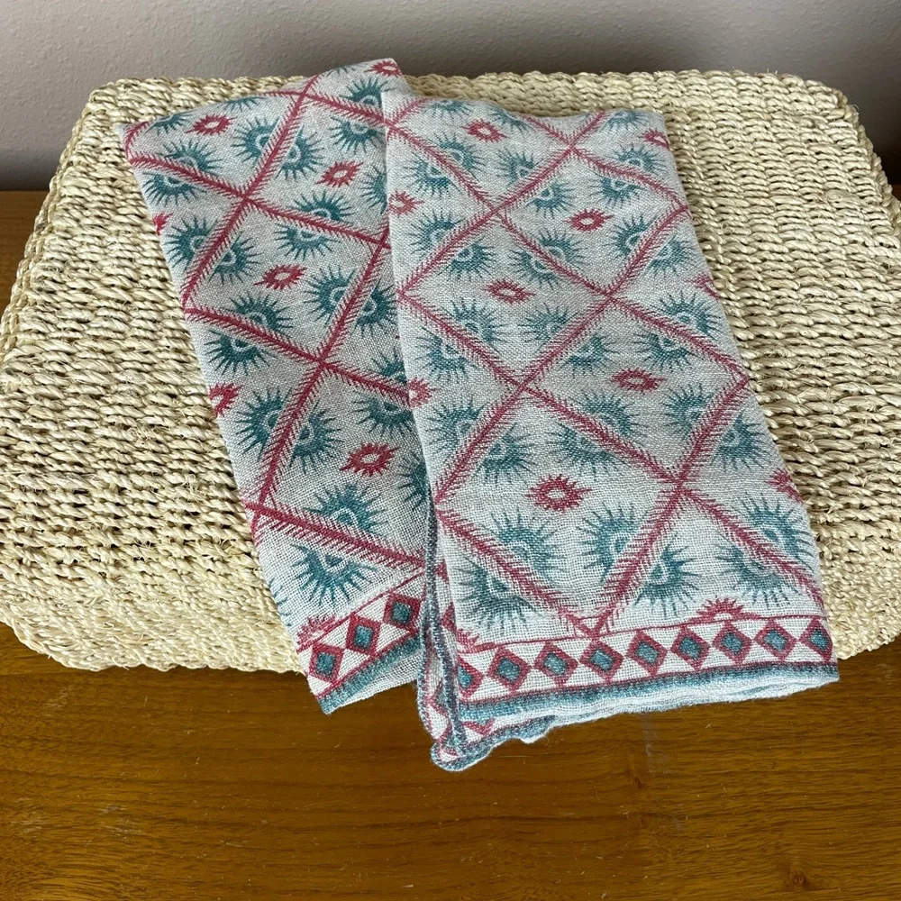 2 linen Crate & Barrel napkins